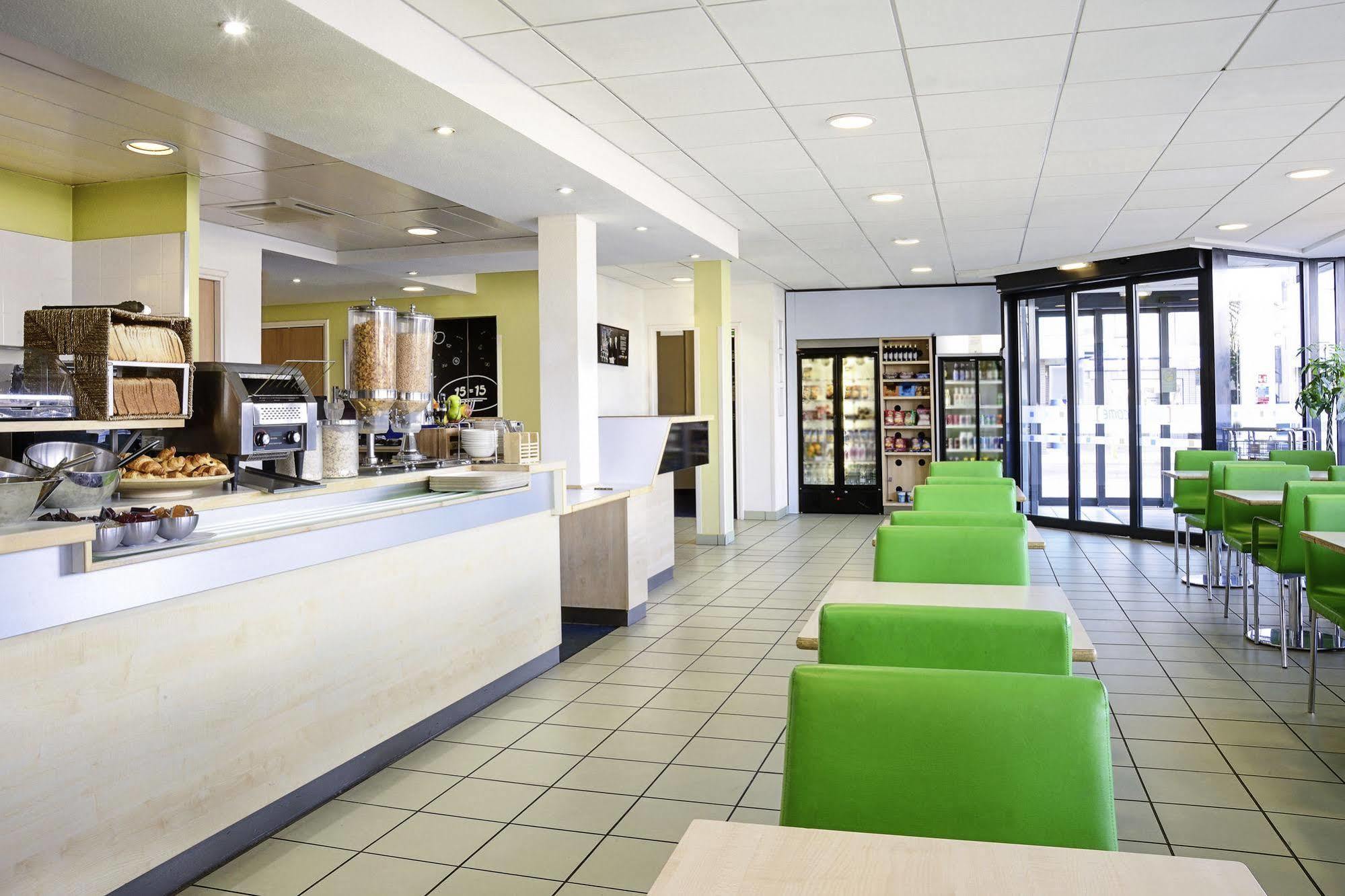 Ibis Budget Portsmouth Exterior photo